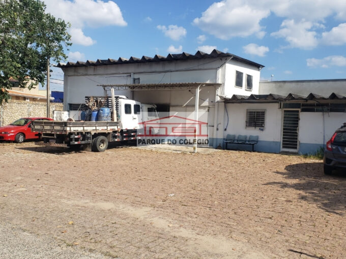 Venda – Galpão 1400m²